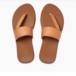 Like new! Cushion sole REEF sandals